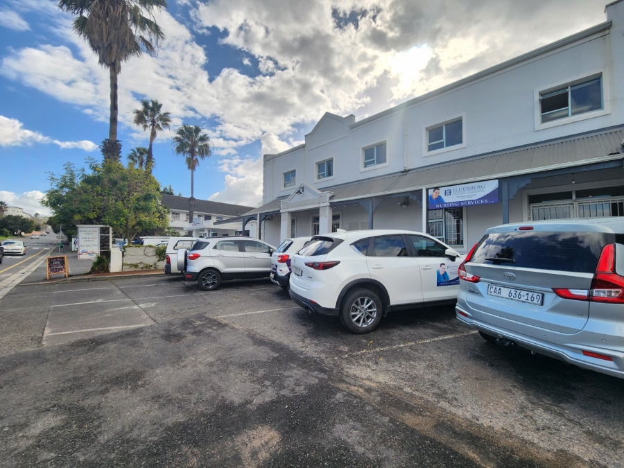  Bedroom Property for Sale in Somerset West Western Cape